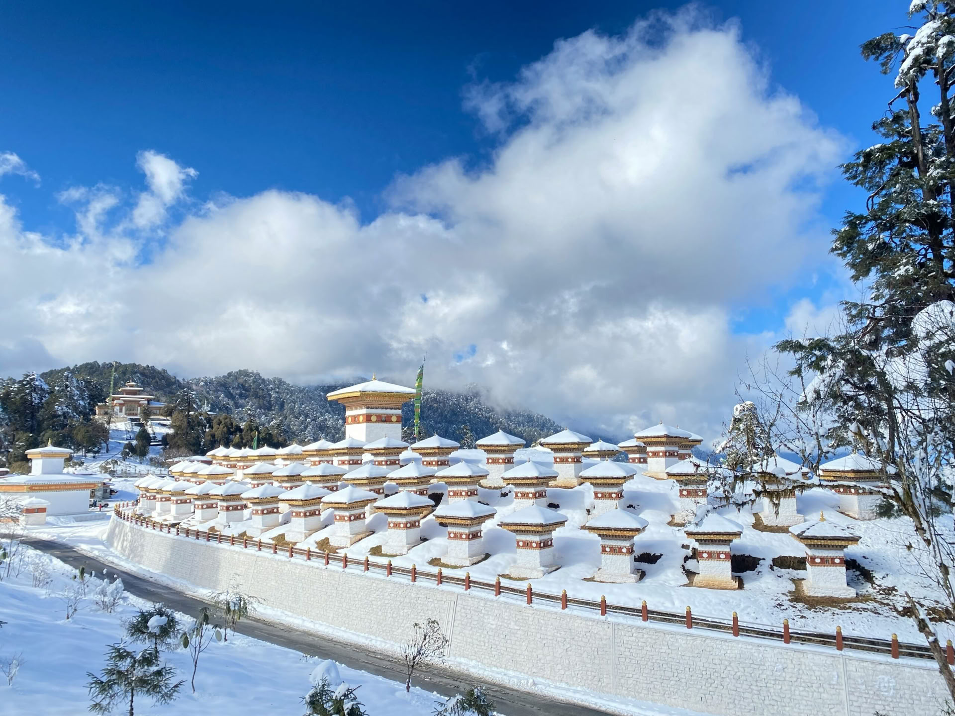 Bhutanin olemuksen matka: Thimphu, Punakha ja Paro