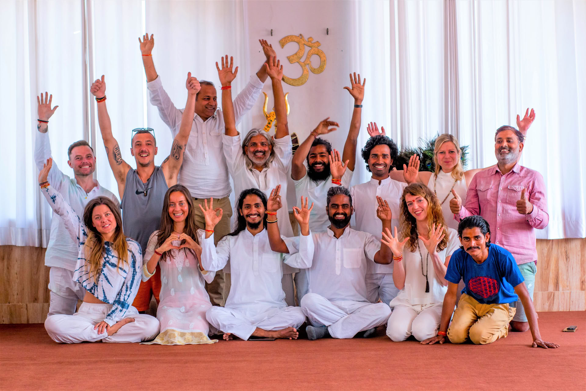 Meditaatioretriitti Rishikeshissä, Intiassa