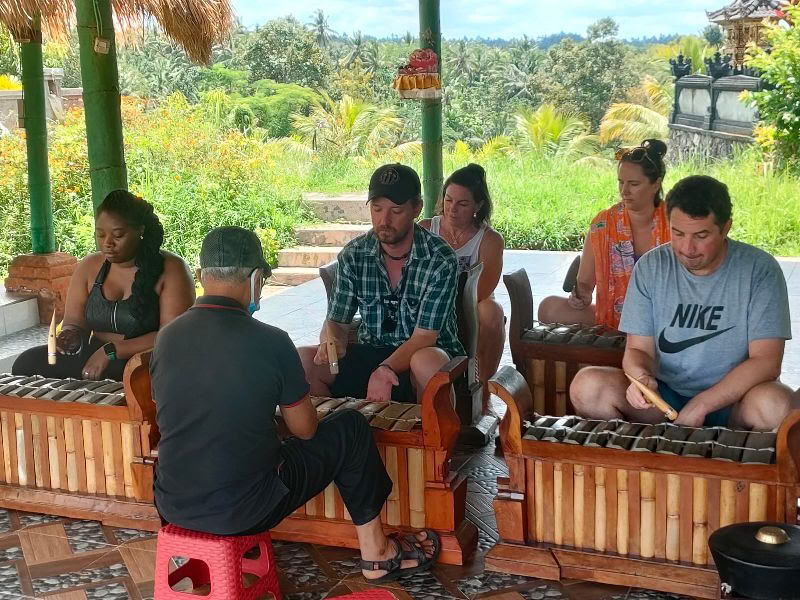 BALIGRASS - Itseparantuminen muinaisen viisauden ja meditaation avulla