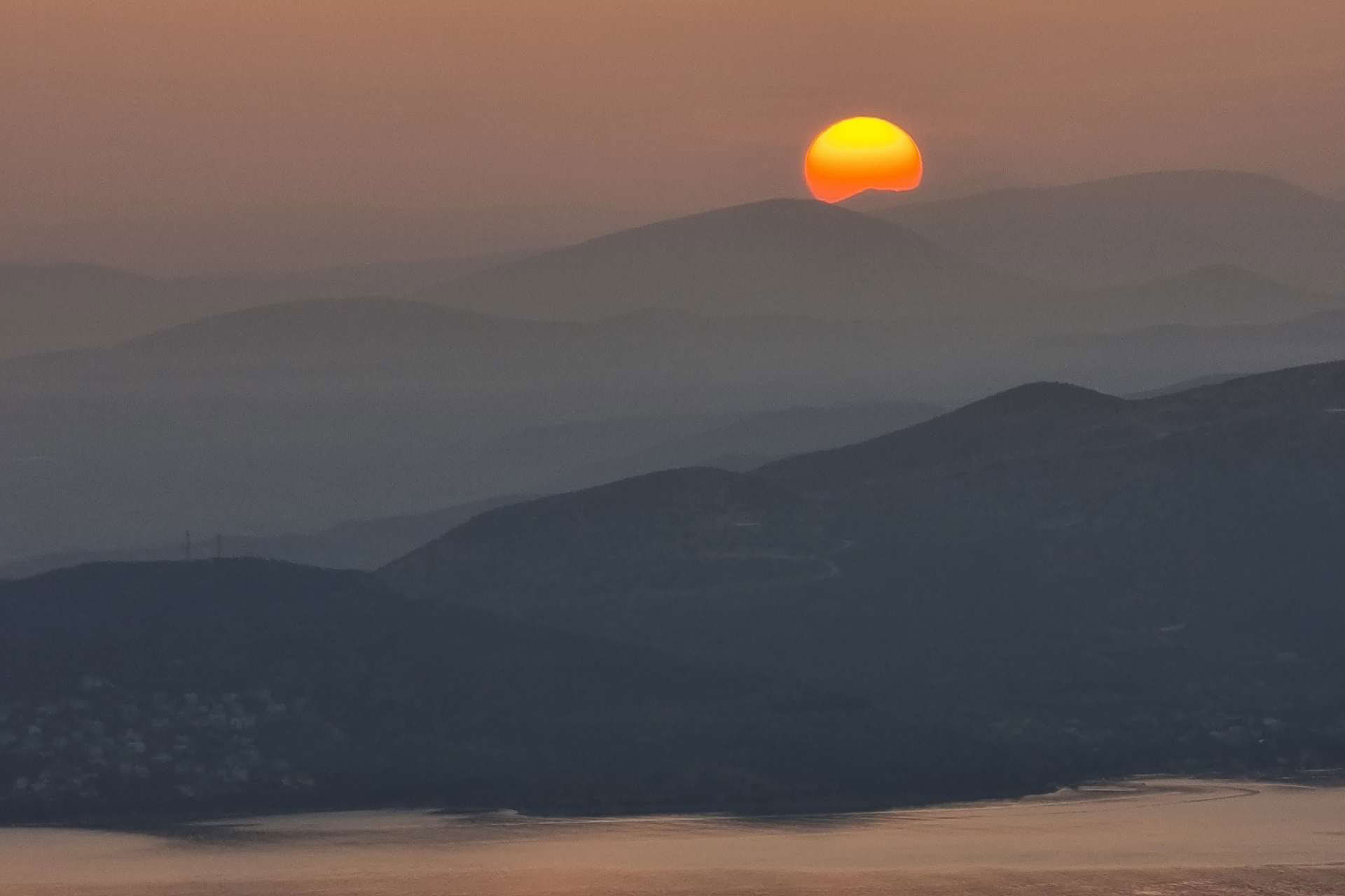 Auringonpaisdetta ilolle ja hyvinvoinnille -retriitti Pelionissa
