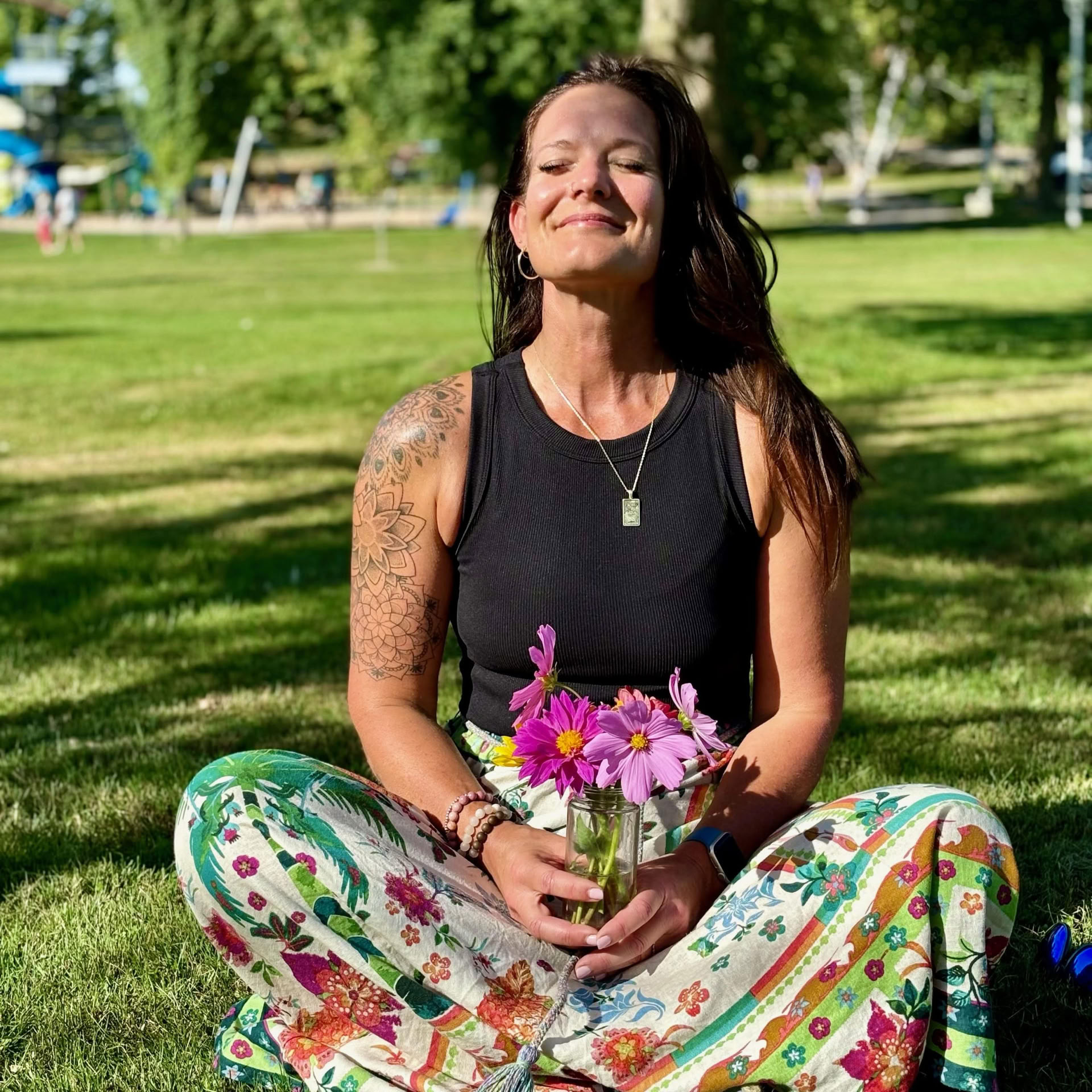 Rauhan vaaliminen: tietoisen liikkeen ja meditaation retriitti