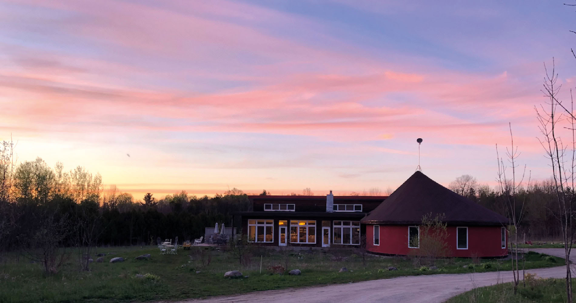 Hiljainen meditaatioretriitti Liz Frostin kanssa: 5 yön majoitus