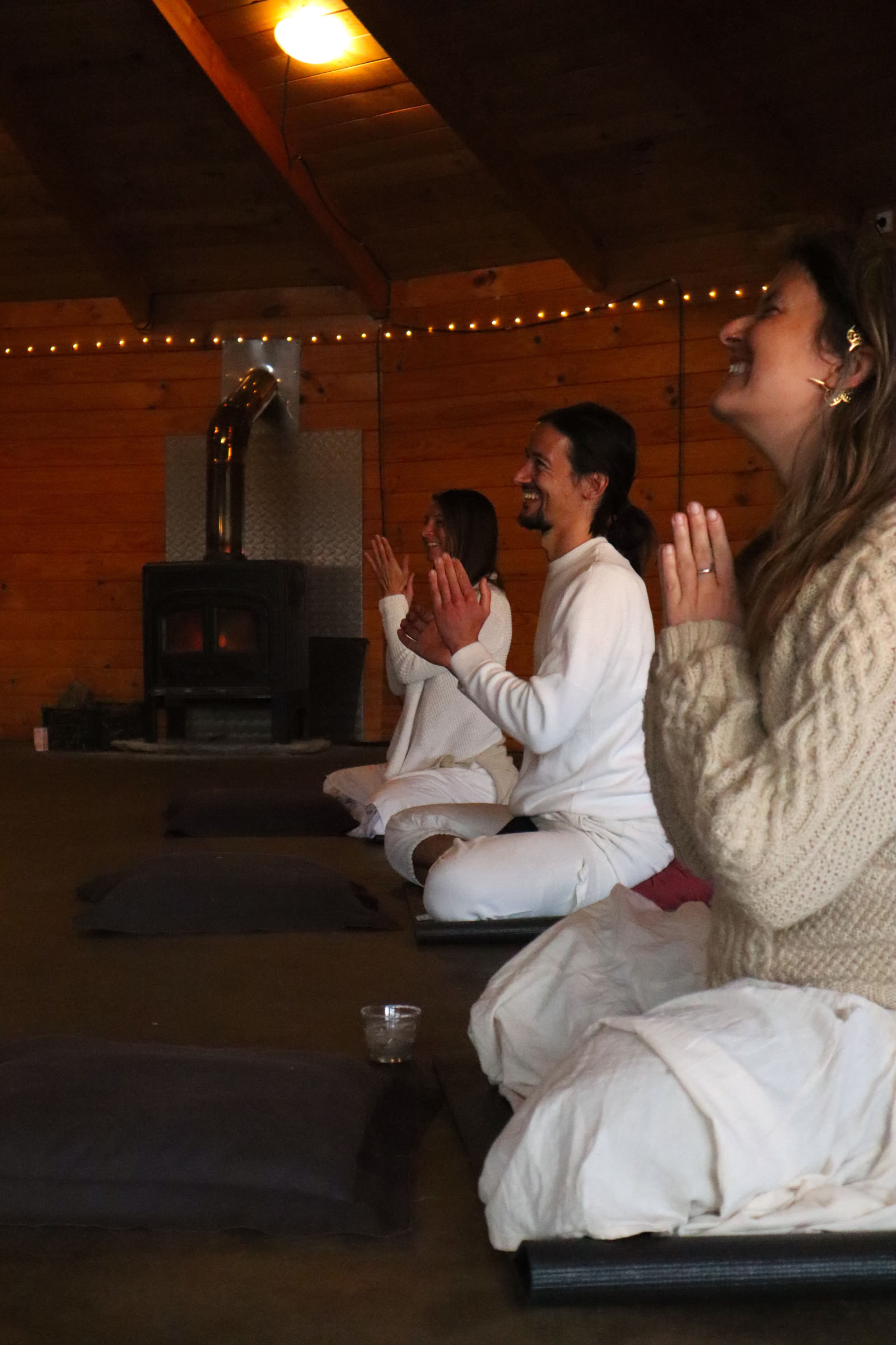Jooga- ja meditaatioretriitti paluusta lähteelle