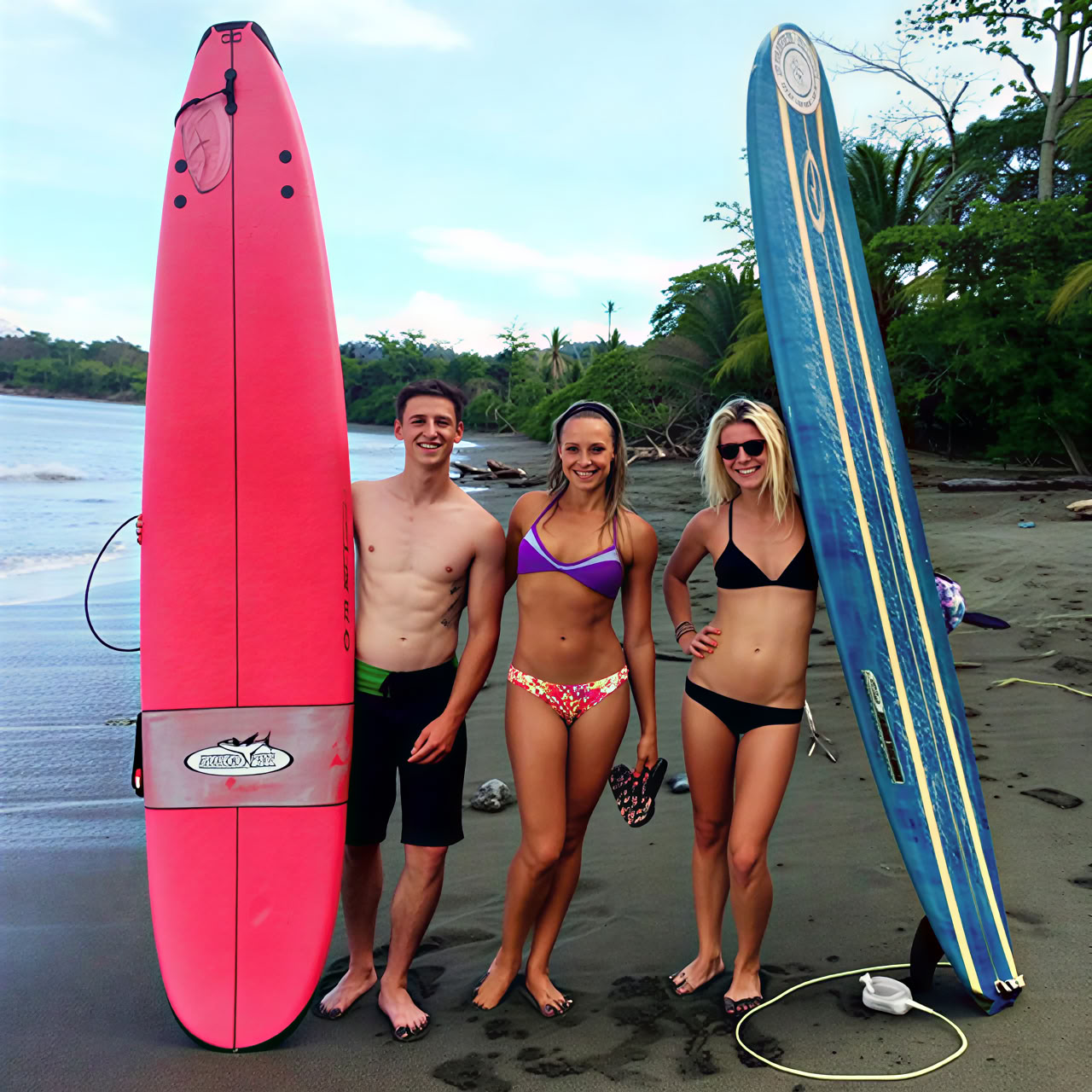 Salty Retreats: Surffaa, hikoile ja virtaa Costa Ricassa