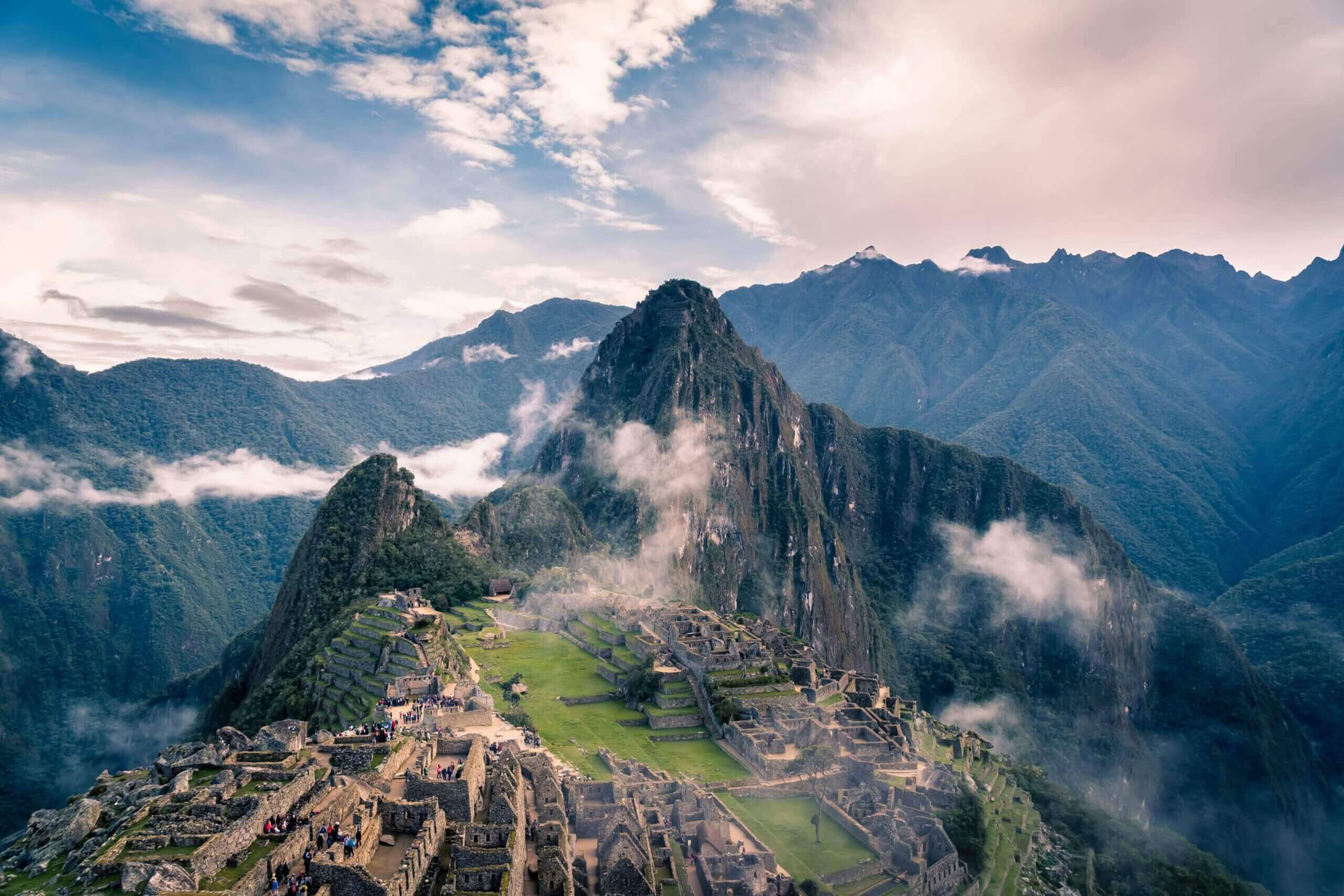 Machu Picchu junalla: koko päivän tietoinen kierros