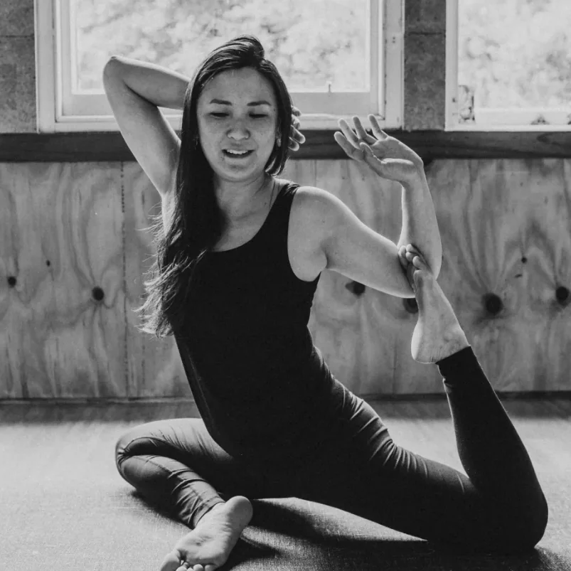 Intuitiivinen flow-jooga Crystal Tanin kanssa