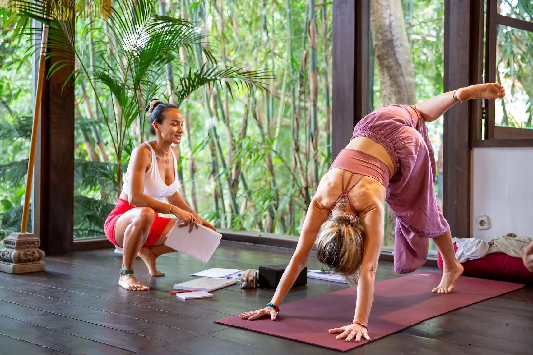 300 tunnin RA Vinyasa -joogaopettajakoulutus | Ubud