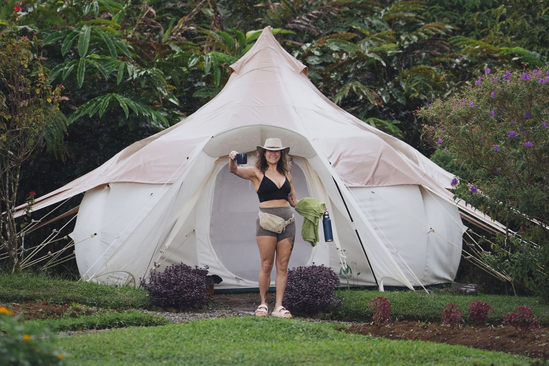 Intiimi ayahuascaretriitti - Kinkara Costa Rica