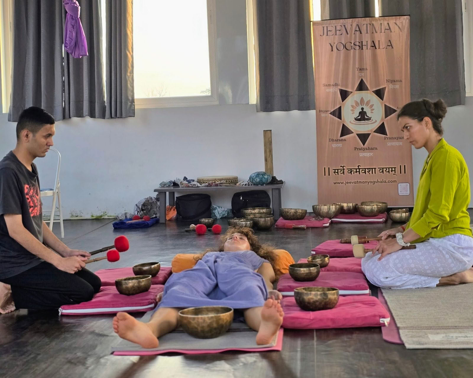 Ääniparannuskurssi Rishikeshissä