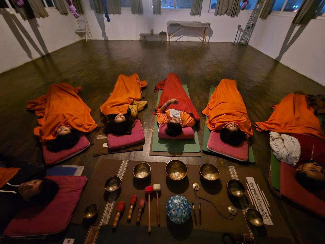 Ääniparannuskurssi Rishikeshissä