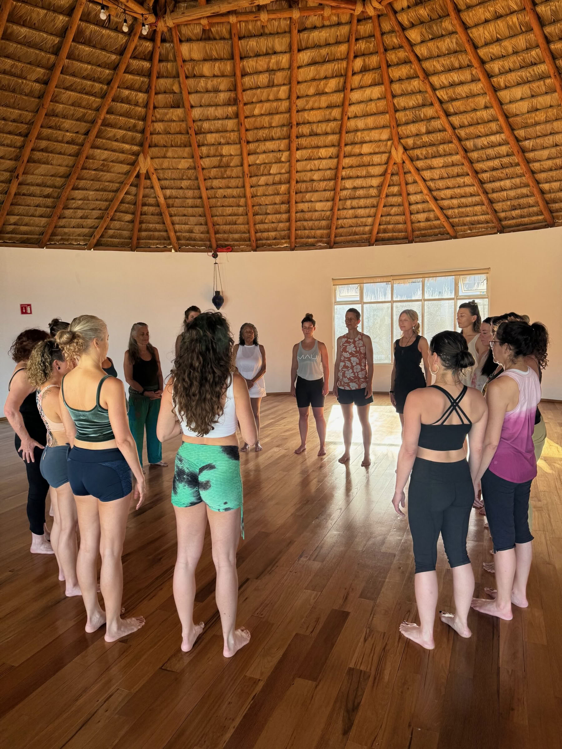 Hyvinvointiretriitti Kreikassa - MOTHER YOGA SEATTLE