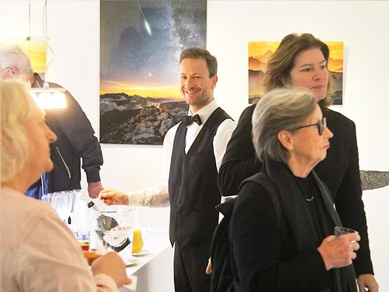 Perjantai + Sunnuntai: Tapaaminen John Davidin kanssa