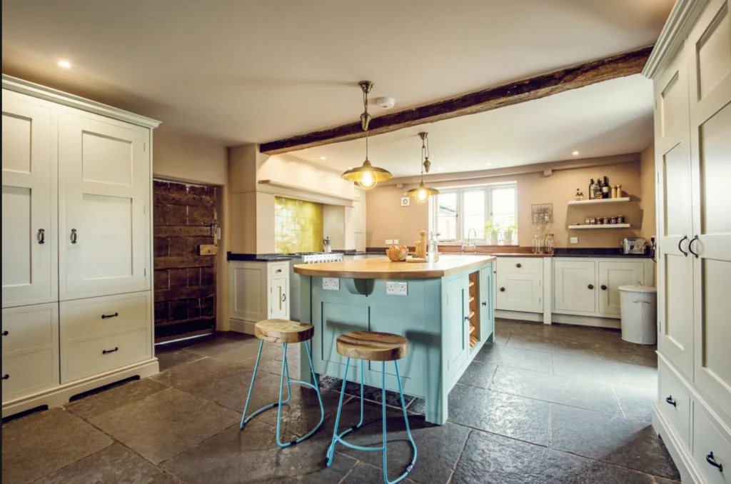 Iso-Britannia, Somerset – jooga-, pilates-, meditaatio- ja hengitysharjoitusretriitti