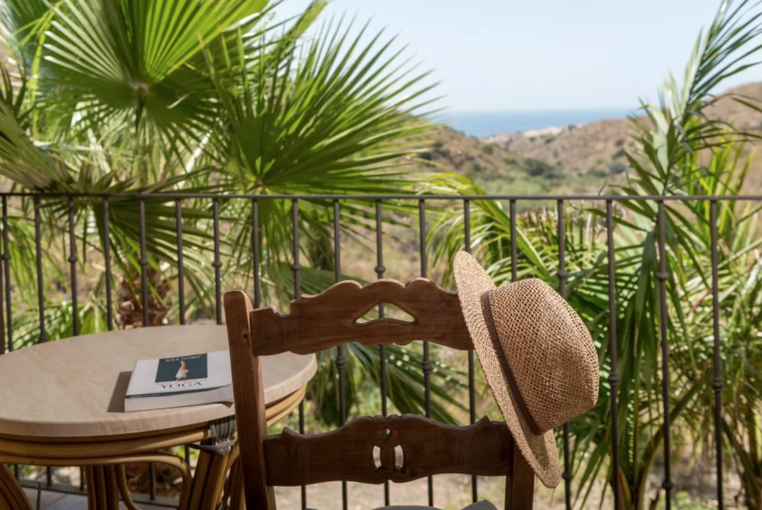 Joogaretriitti Lisa Robertin kanssa