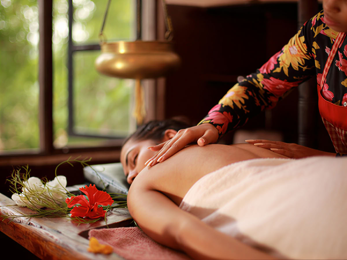Ayurveda-hyvinvointiretriitti 9 yötä 10 päivää
