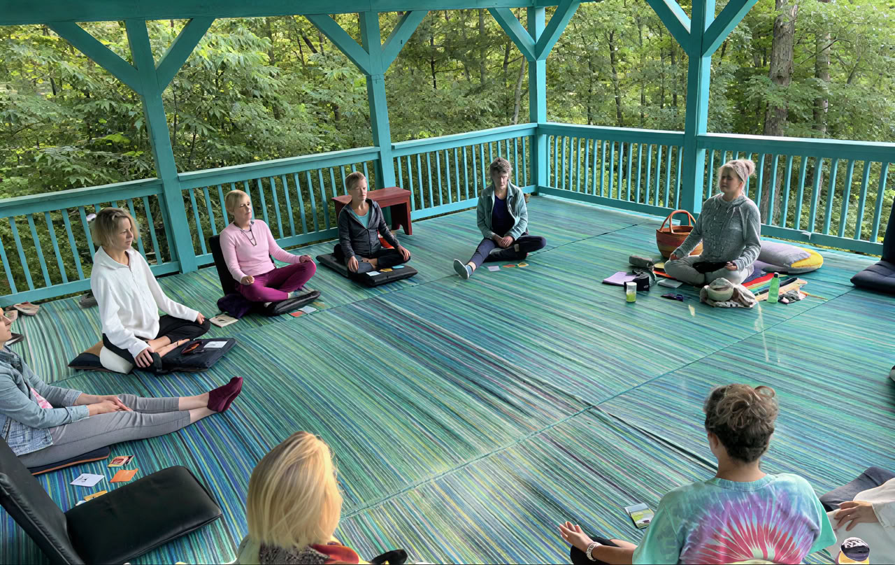 Meditoinnista Tapa: Jooga- ja Meditaatioretriitti