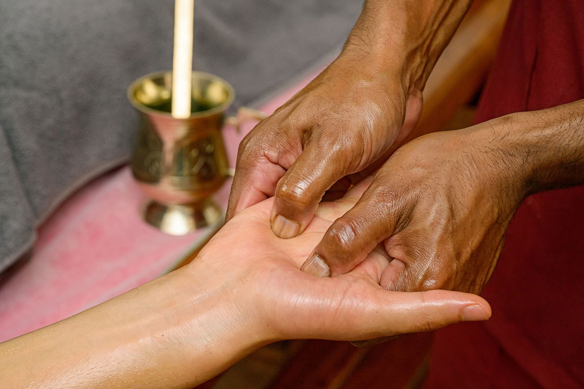 1 yö 2 päivää उद्घाटन Ayurvedinen rentoutuspaketti