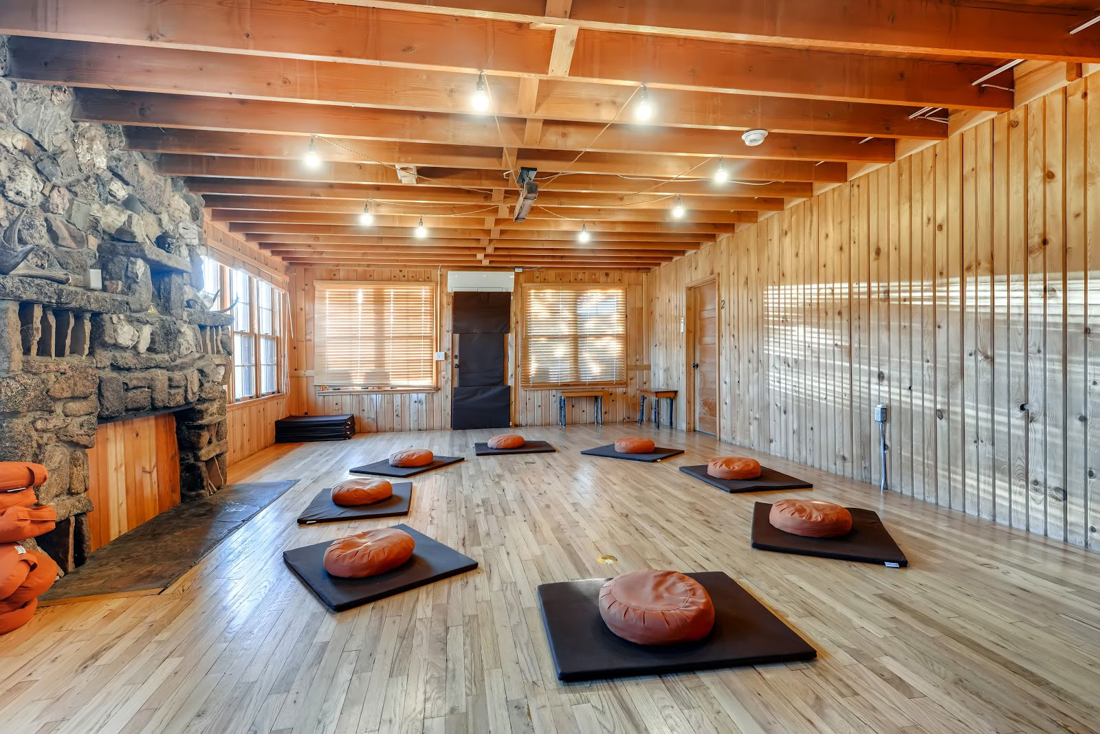 Rocky Mountain Ecodharma -retriittikeskus