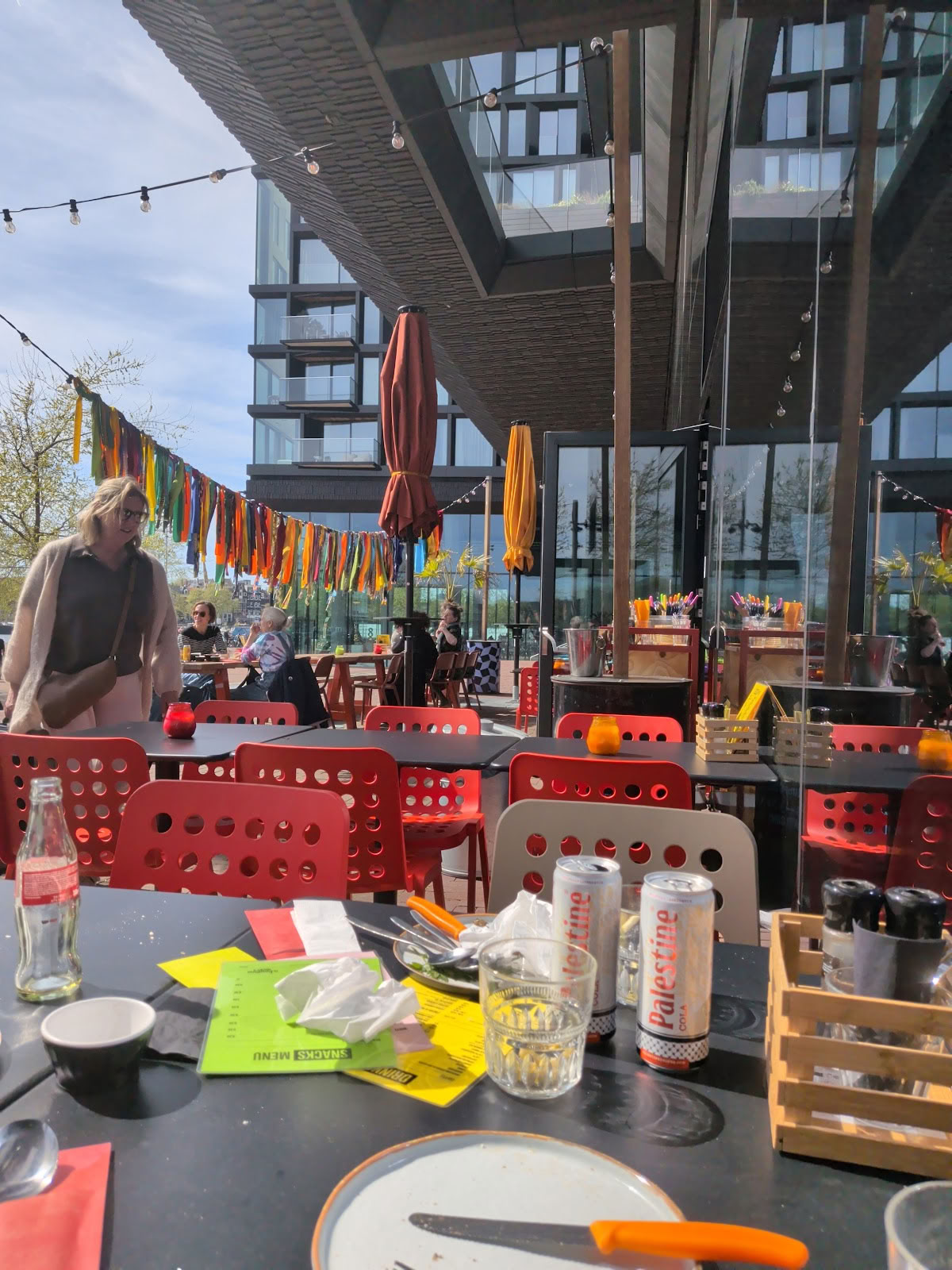 Kaunis sekasotku - Amsterdam