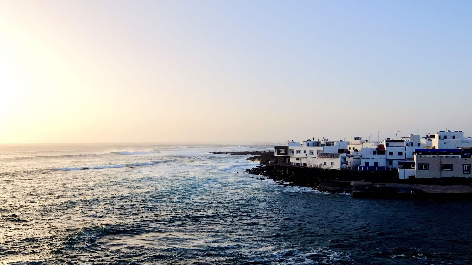 Alun Ocean Retreats Fuerteventura - Surffaus- ja joogaretriitti