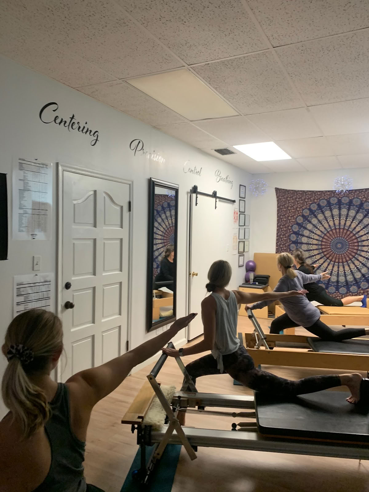 Pilates-joogan lofti - kokonaisvaltaisen hyvinvoinnin studio | St. Augustine | Pilates- ja joogatunnit, sertifioinnit, akupunktio ja reiki