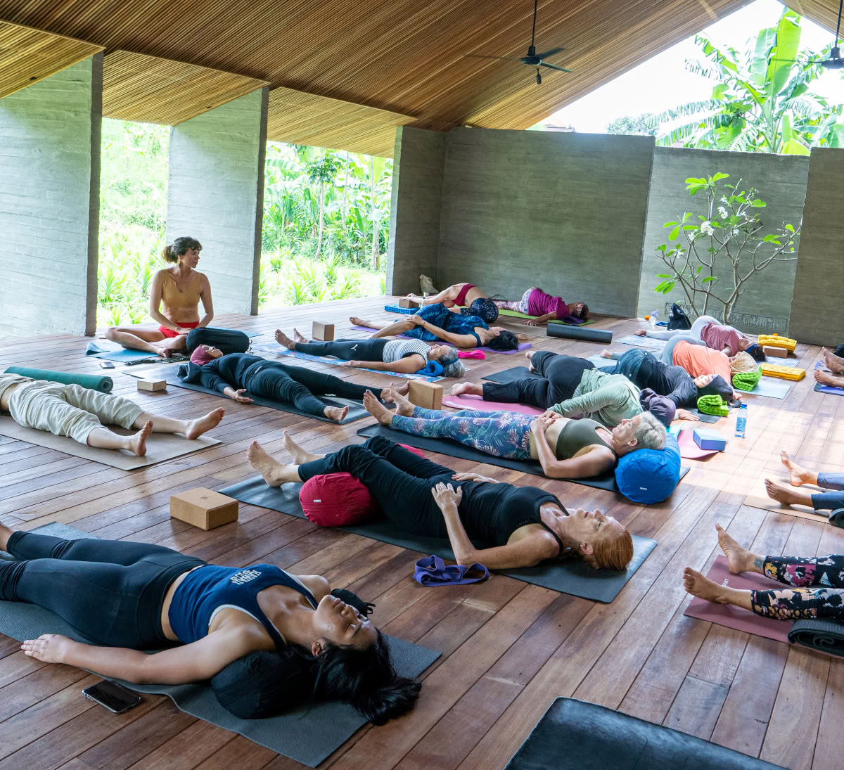 Ubuntu Bali -ekoyoga- retriitti