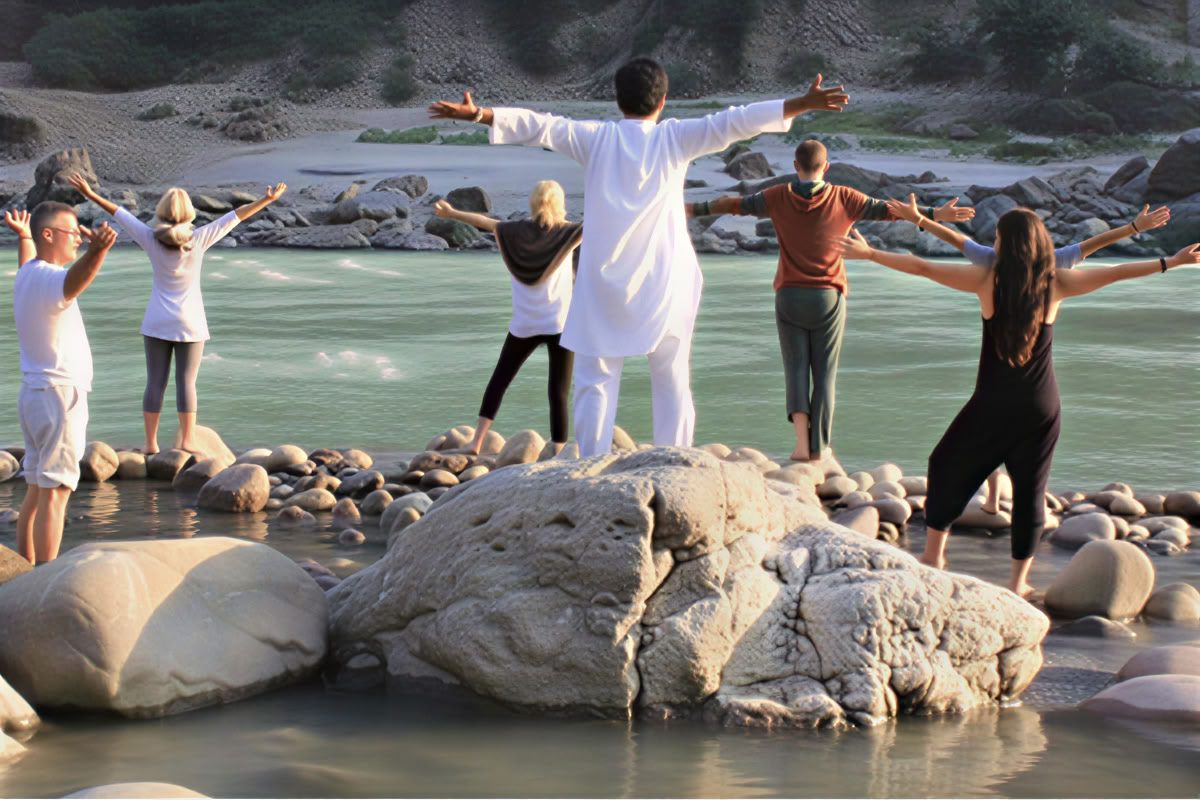 Maa Yoga Ashram - Ayurvedinen retriitti- ja hoitokeskus