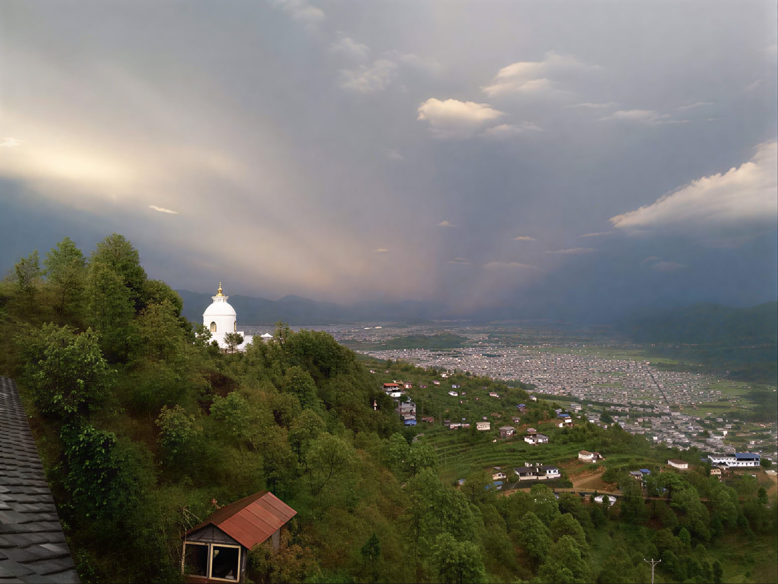 Tushita-Nepalin meditaatioretriitit