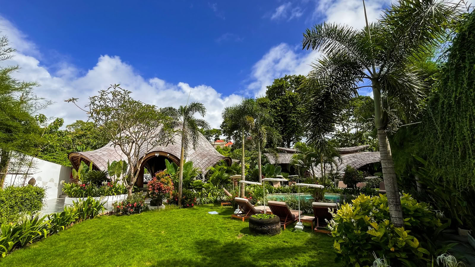 Mantra Wellness Bali (sviitit, jooga ja reformer-pilates)
