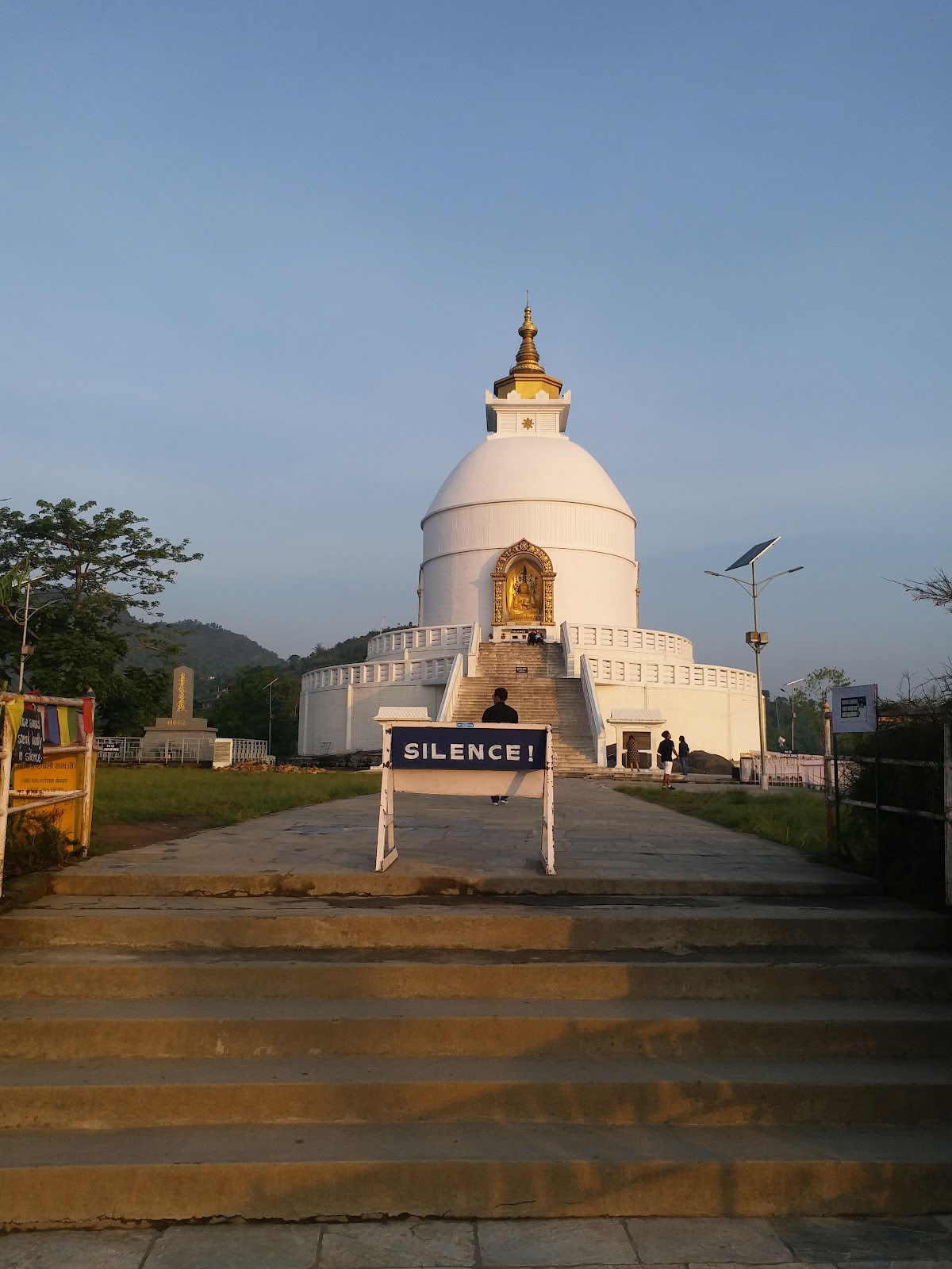Joogaopettajakoulutus Nepalissa Salamba Yogan johdolla