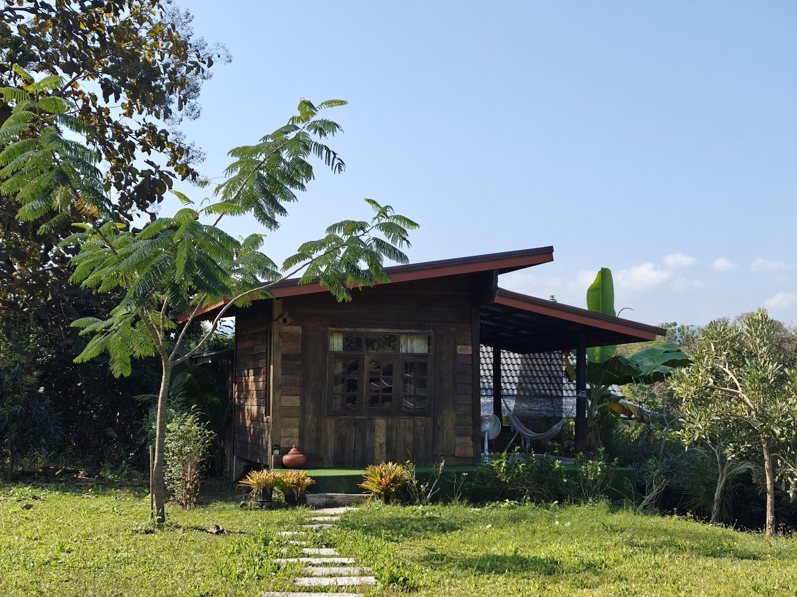 Todellinen Luonto Chiang Mai - Jooga- ja Meditaatiokotimajoituksen Retriitti