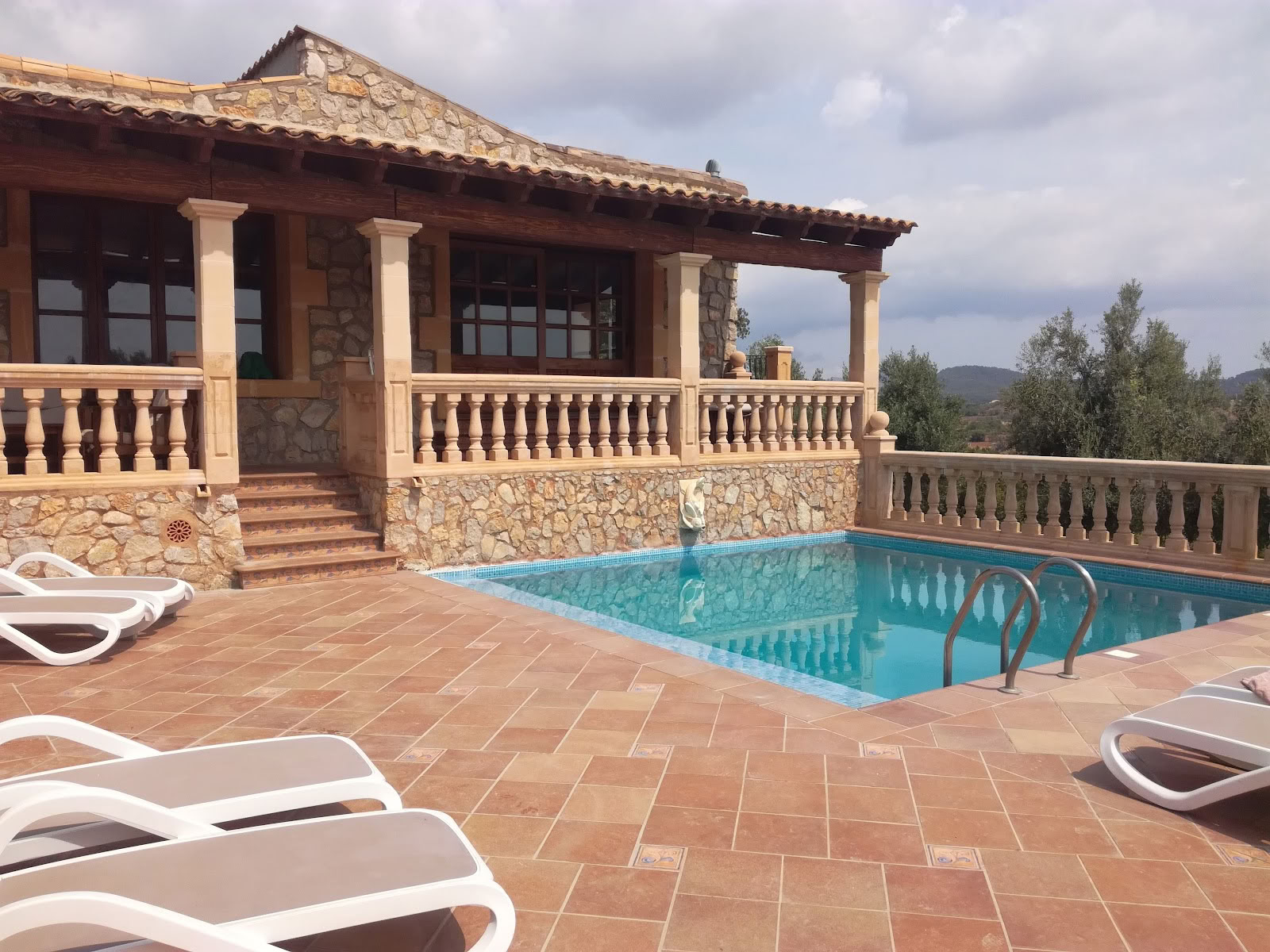 Ashram Mallorca | Hengitystyömatkat | EMDR ja hypnoosi | valmennus | Sydämen avaaminen ja visiotyö