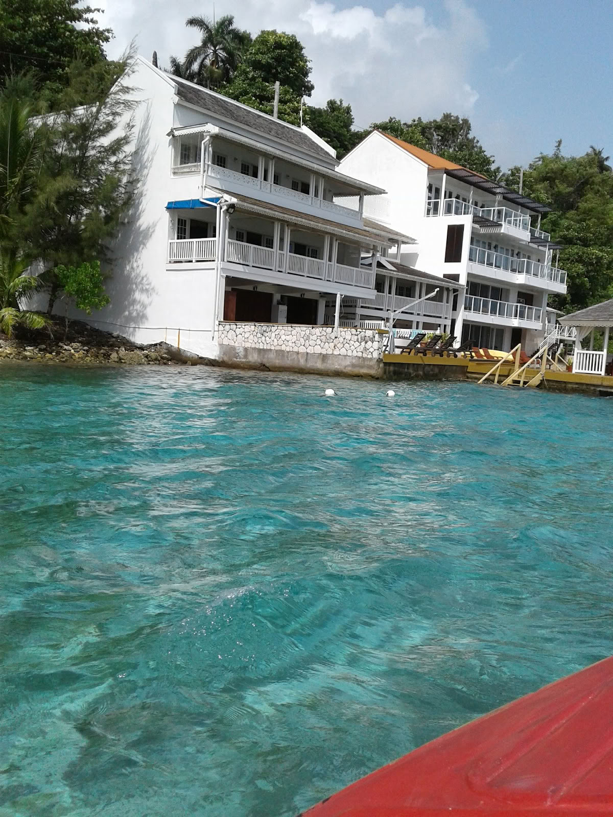 Frenchman's Cove -lomakeskus