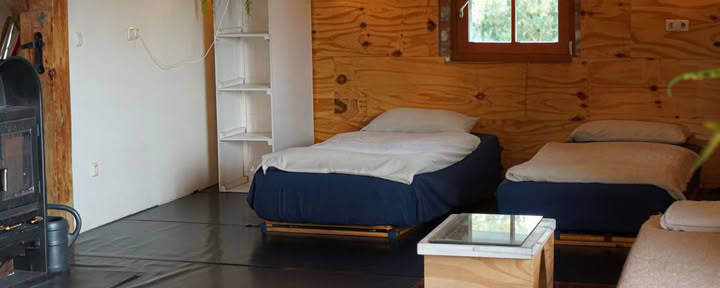 Asuntola / Makuusali