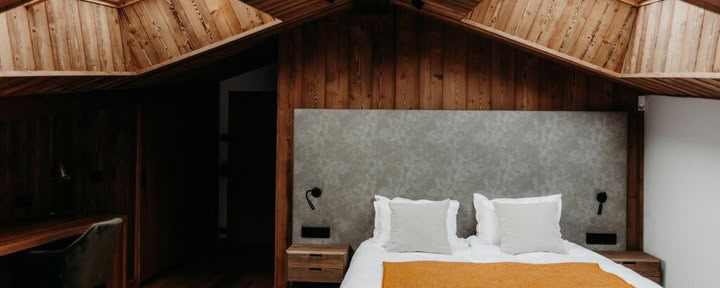 Main Chalet Room 40