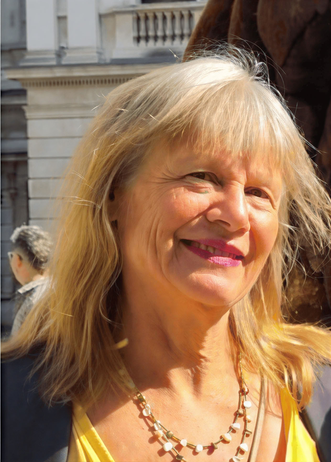 Julia Alabaster